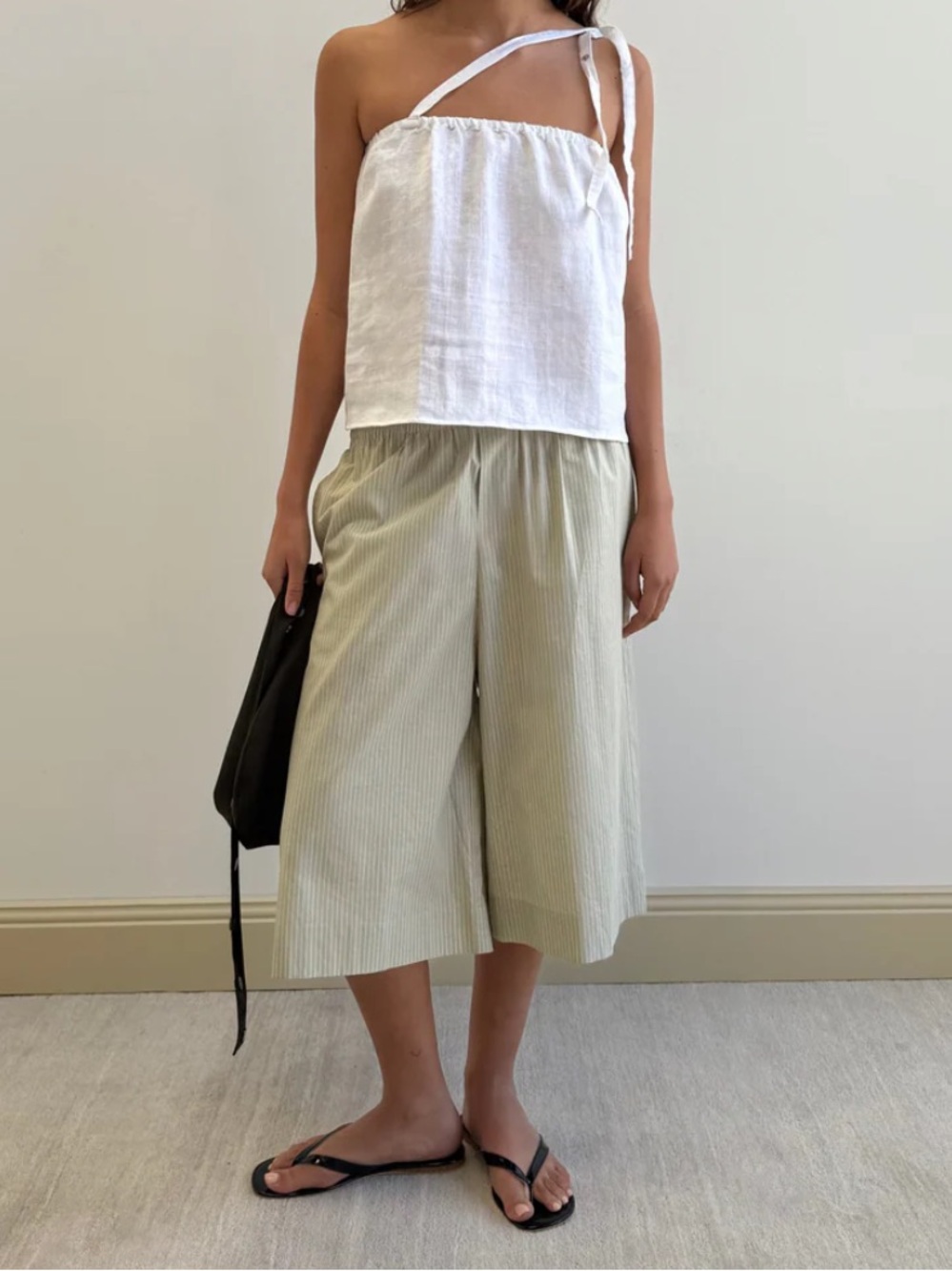 Deiji Studios long lounger